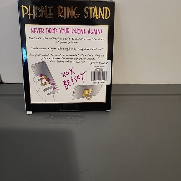 Betsey Johnson Cat Phone Ring Stand - Picture 2 of 2